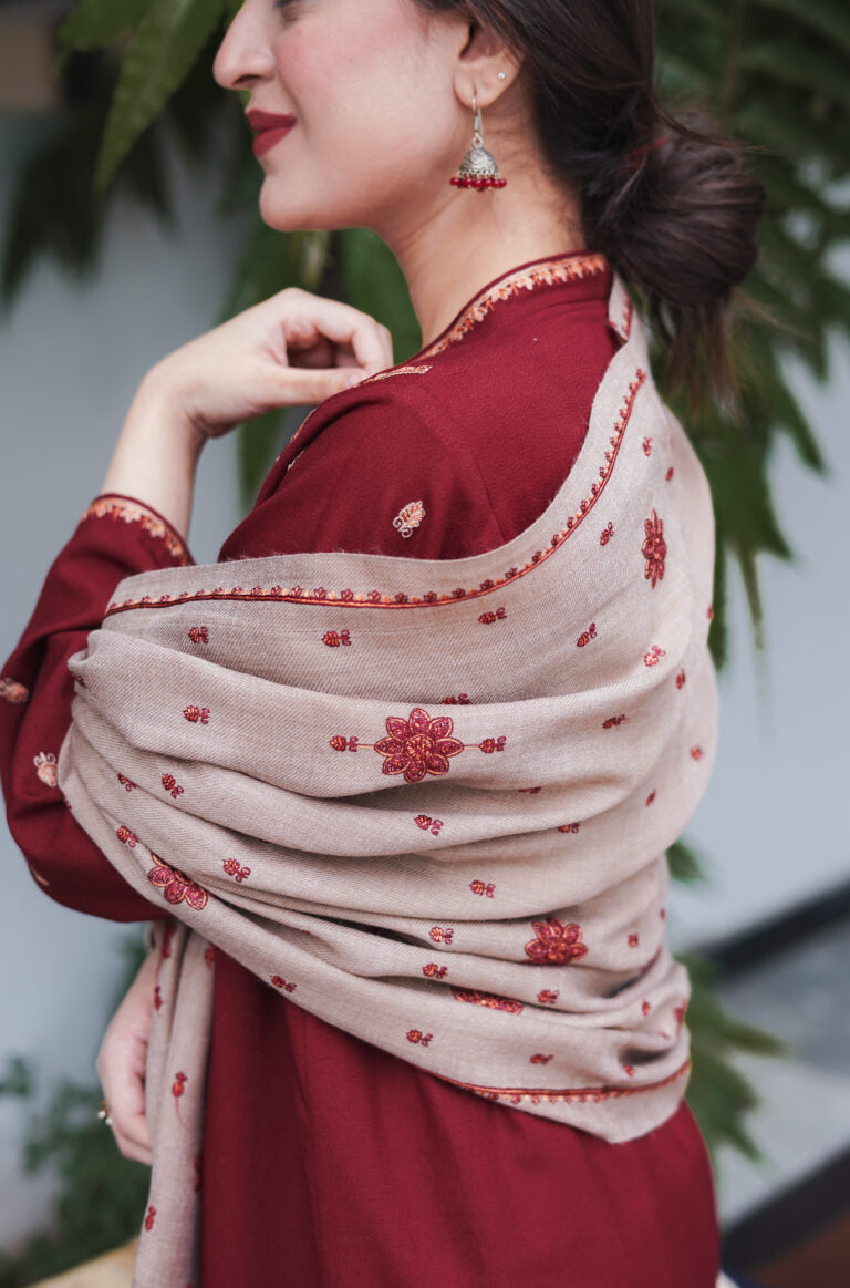 MAROON-BG105